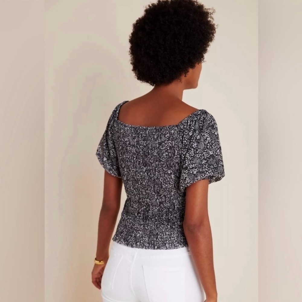 Anthropologie floral black and white blouse in great condition! - Picture 9 of 10